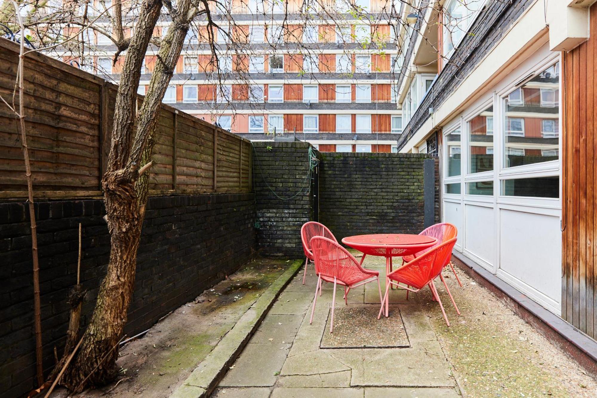 The Kennington Park Crib - Lovely 2Bdr Flat With Garden Лондон Екстер'єр фото